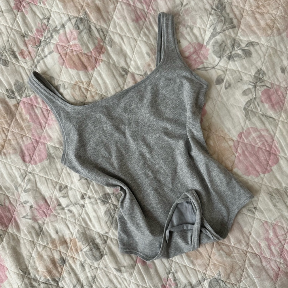 🪞VS PINK gray bodysuit🪞